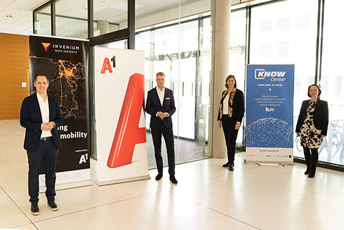 Dipl.-Ing. Michael Cik (Invenium), Mag. Thomas Arnoldner (A1 Group), MMag.a Barbara Eibinger-Miedl (Wirtschafts- und Forschungslandesrätin Stmk), Univ.- Prof. Dipl.-Inf. Dr. Stefanie Lindstaedt(Know-Center). Foto: fiedlerphoto