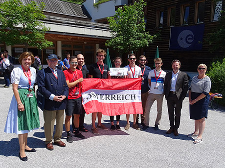 Österreichische Teilnehmerinnnen und Teilnehmer sowie Organisatoren
