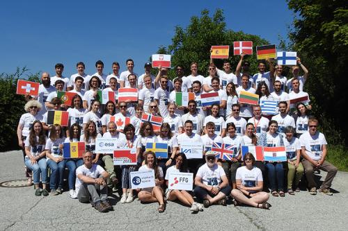 Die Studierenden der Sommerschule Alpbach 2022. Foto: FFG/ESA - M A Jakob